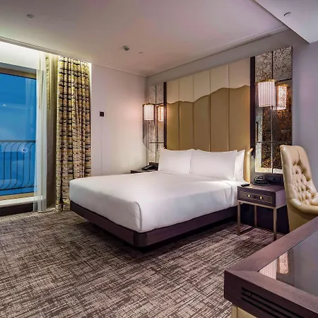 Отель Hilton Crna Gora Подгорица