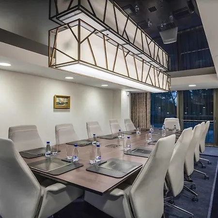 Отель Hilton Crna Gora 5*
