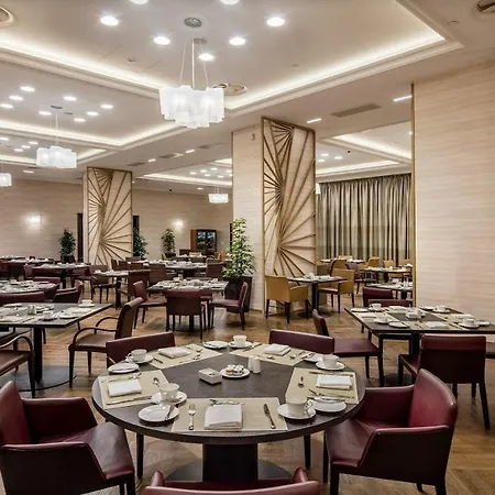 Hotel Hilton Crna Gora 5*