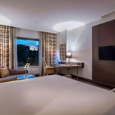 Hilton Crna Gora Отель