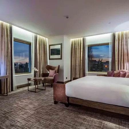 Отель Hilton Crna Gora 5*