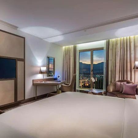 Hilton Crna Gora 5* Подгорица