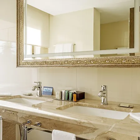 Hilton Crna Gora 5* Podgorica