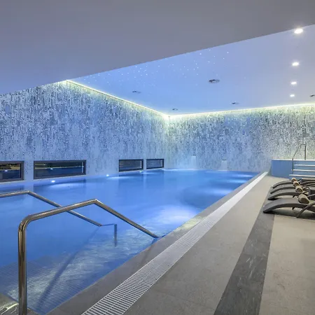 Hilton Crna Gora Hotel 5*