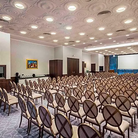 Hotel Hilton Crna Gora 5*