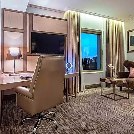 Hilton Crna Gora Hotel