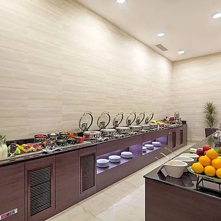 Hotel Hilton Crna Gora 5*