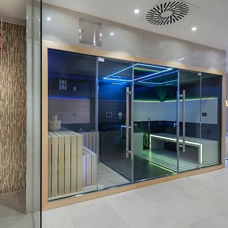 Отель Hilton Crna Gora 5*