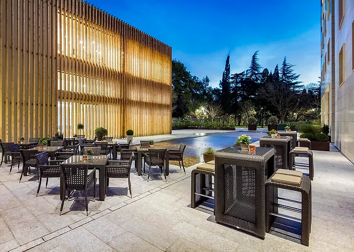 Hilton Crna Gora Hotell 5*