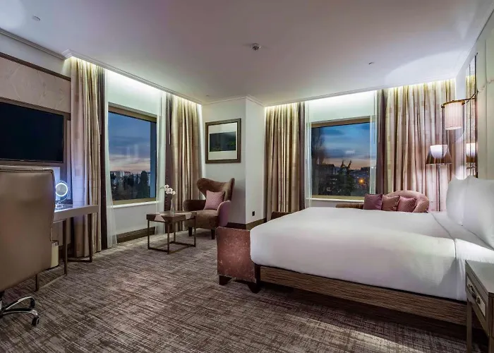 Hotell Hilton Crna Gora 5*