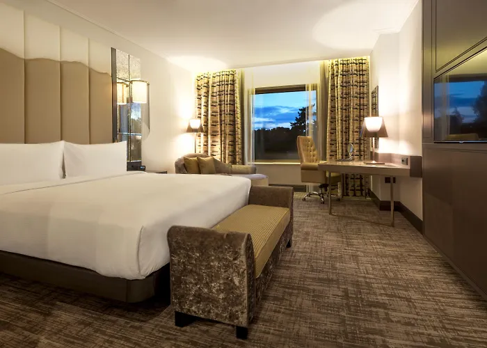 Hilton Crna Gora מלון